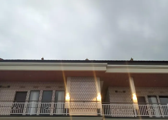 Ajirai House